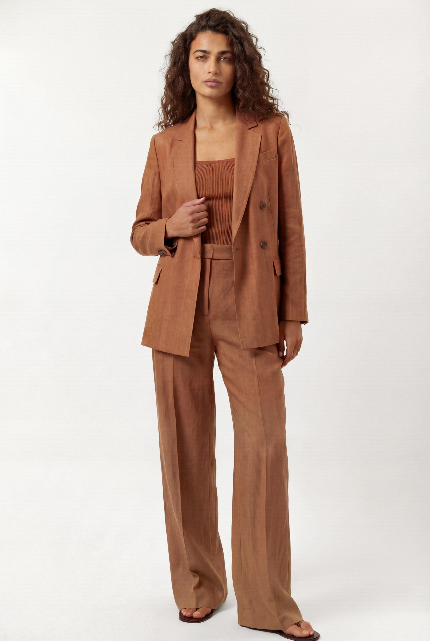 Dark Pink (AI)