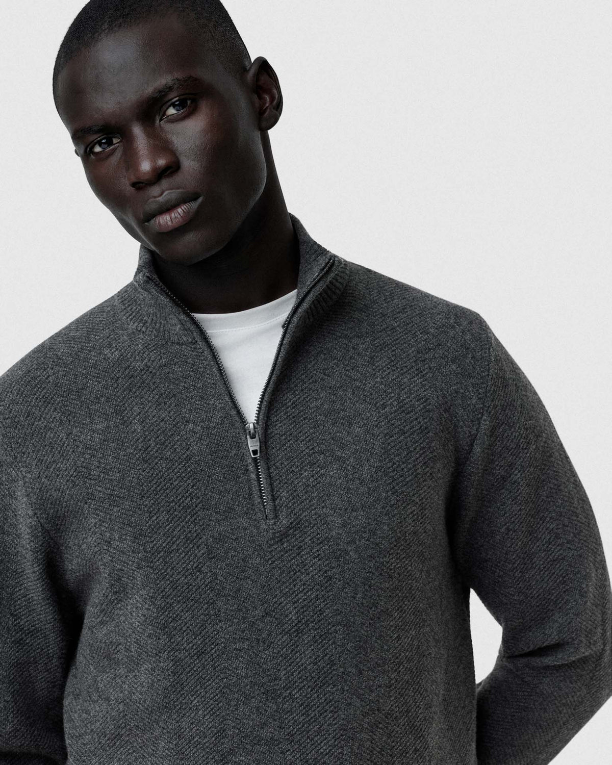 Medium Grey (AI)