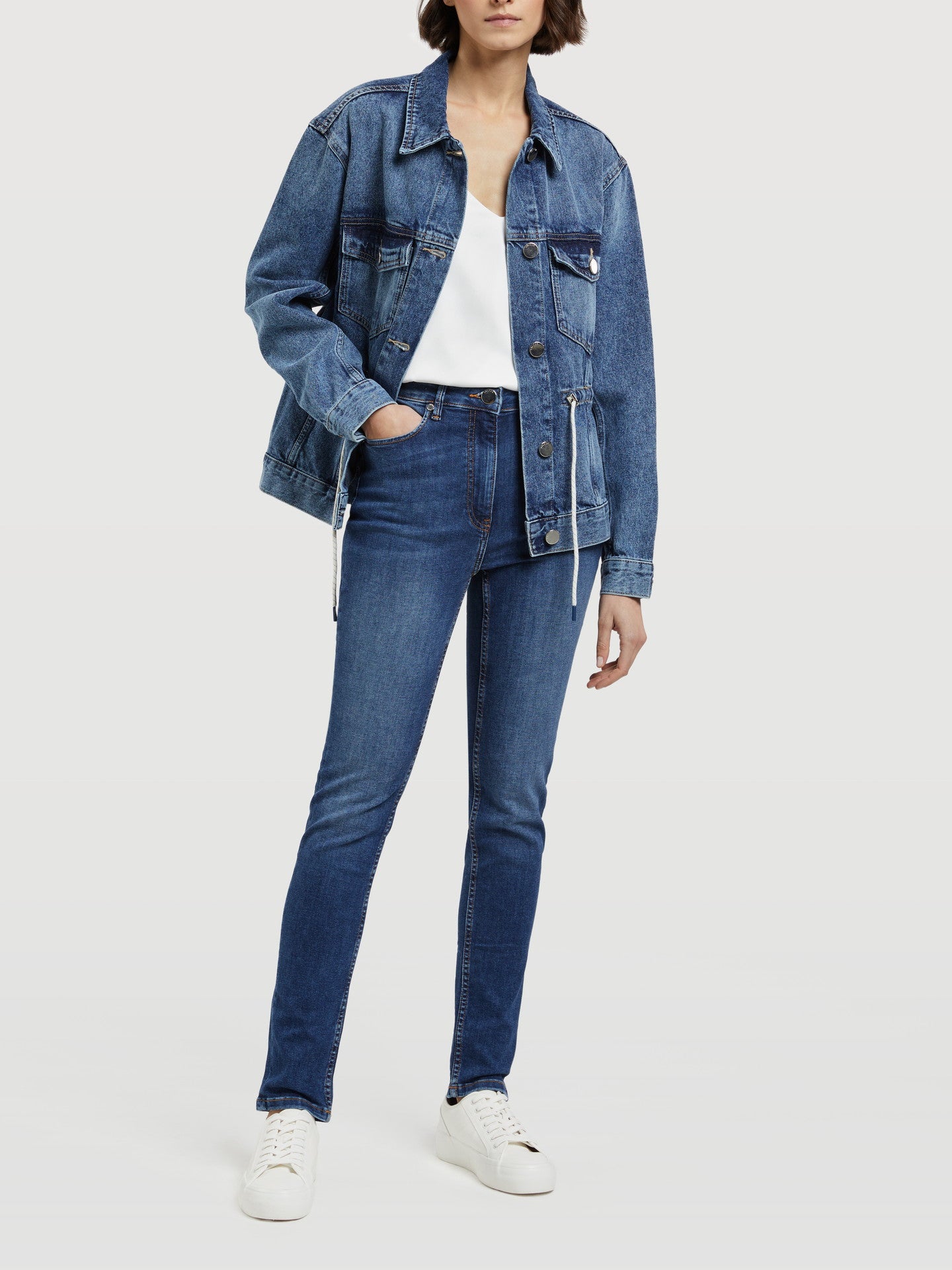 Medium Blue