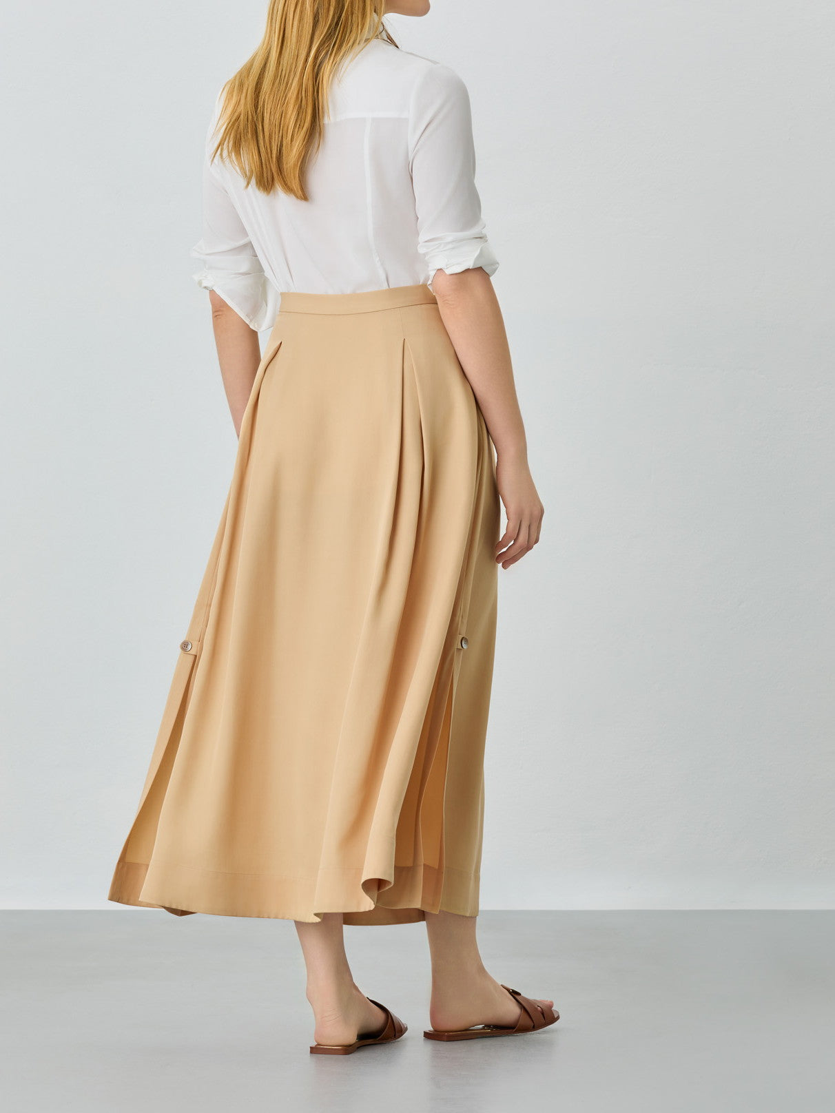 Light Beige