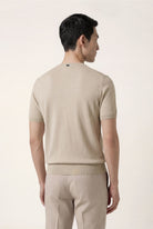 Light Beige (AI)