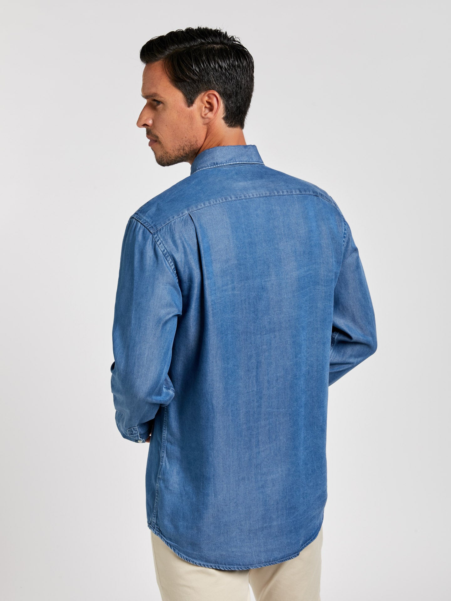 Medium Blue