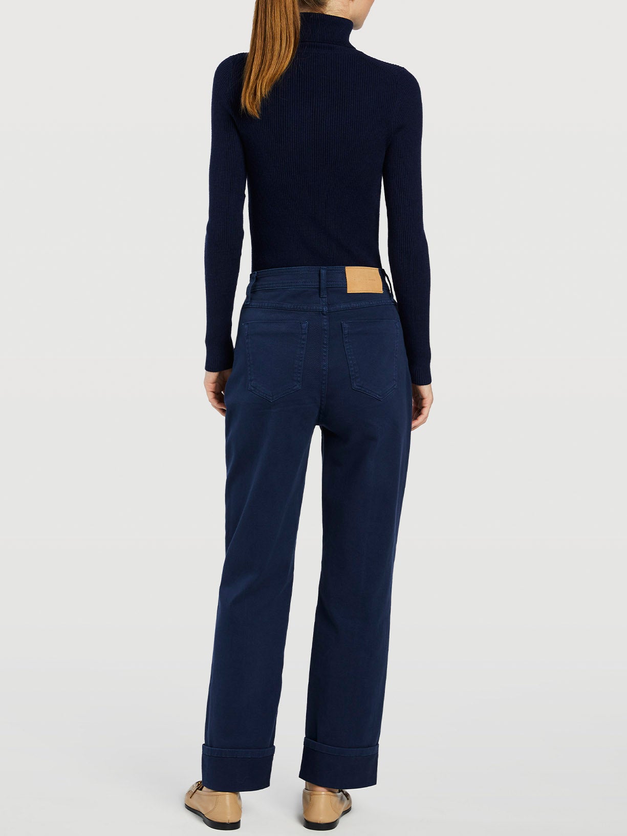Medium Blue