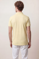 Light Yellow (AI)