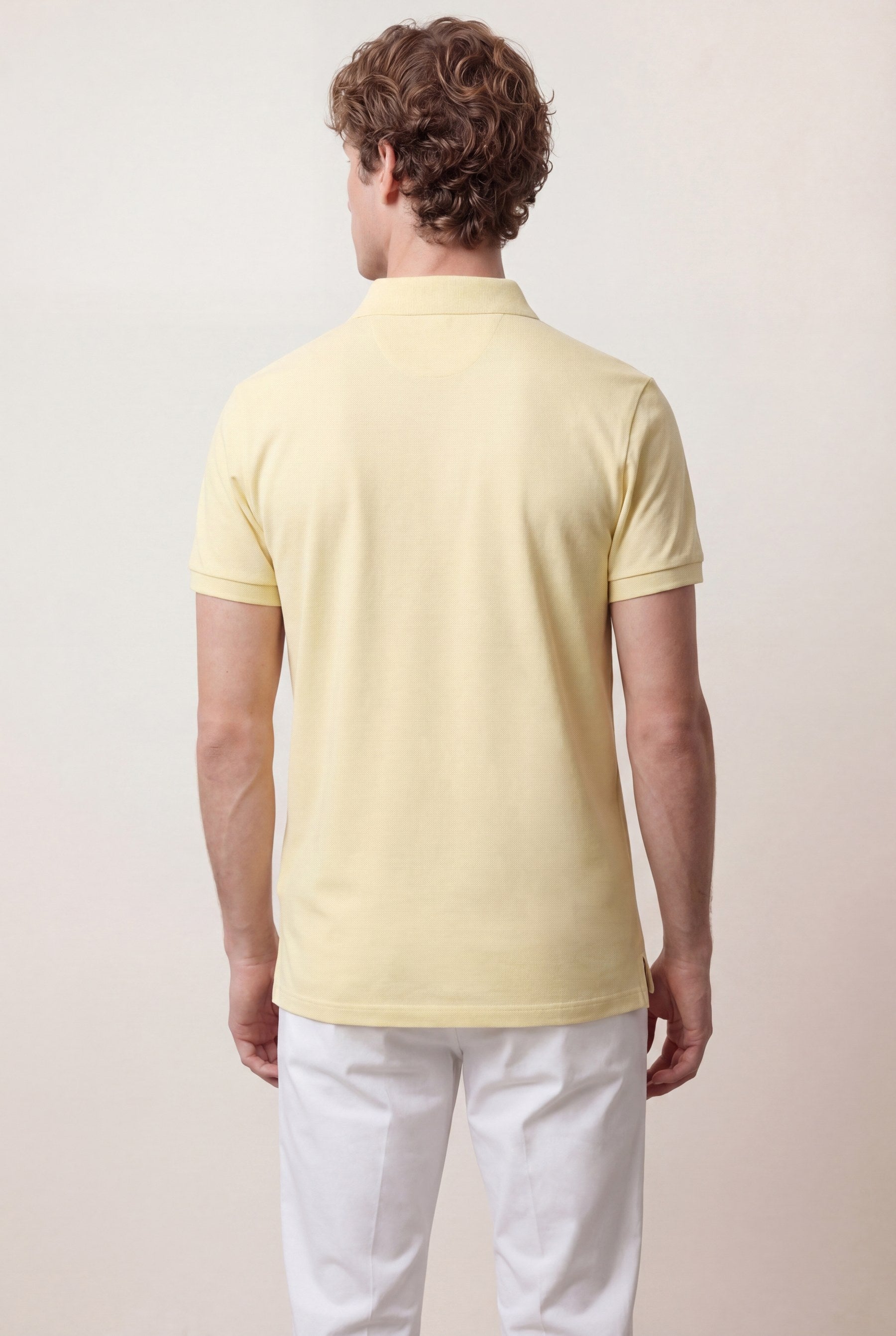 Light Yellow (AI)