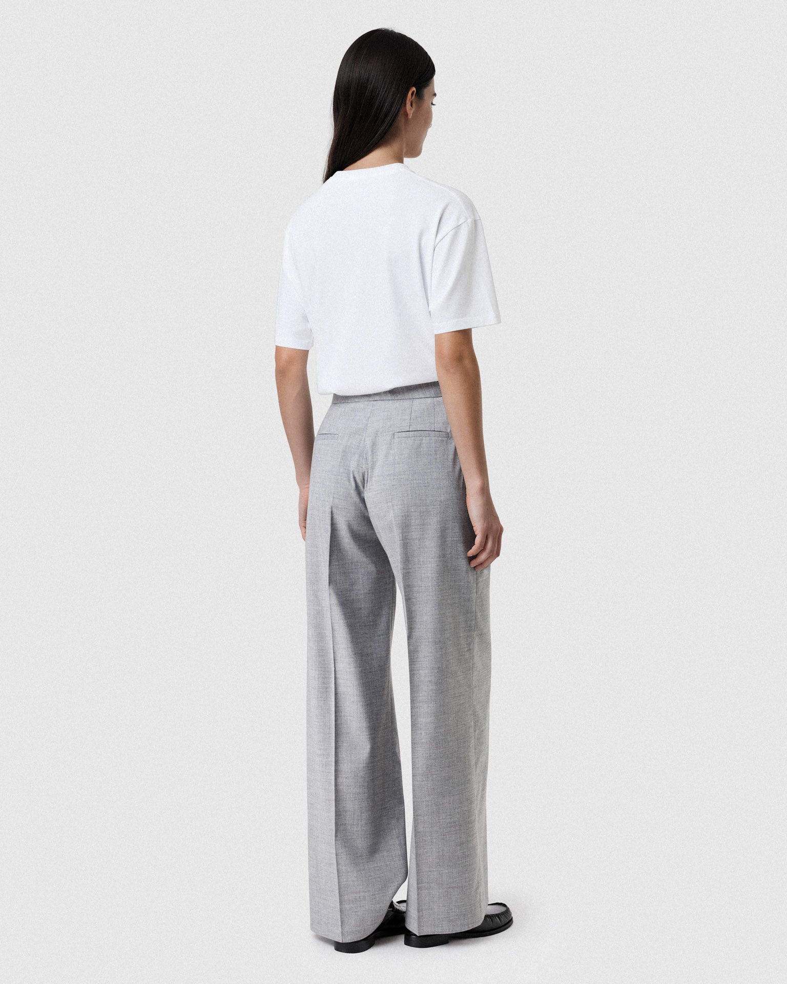 Light Grey (AI)