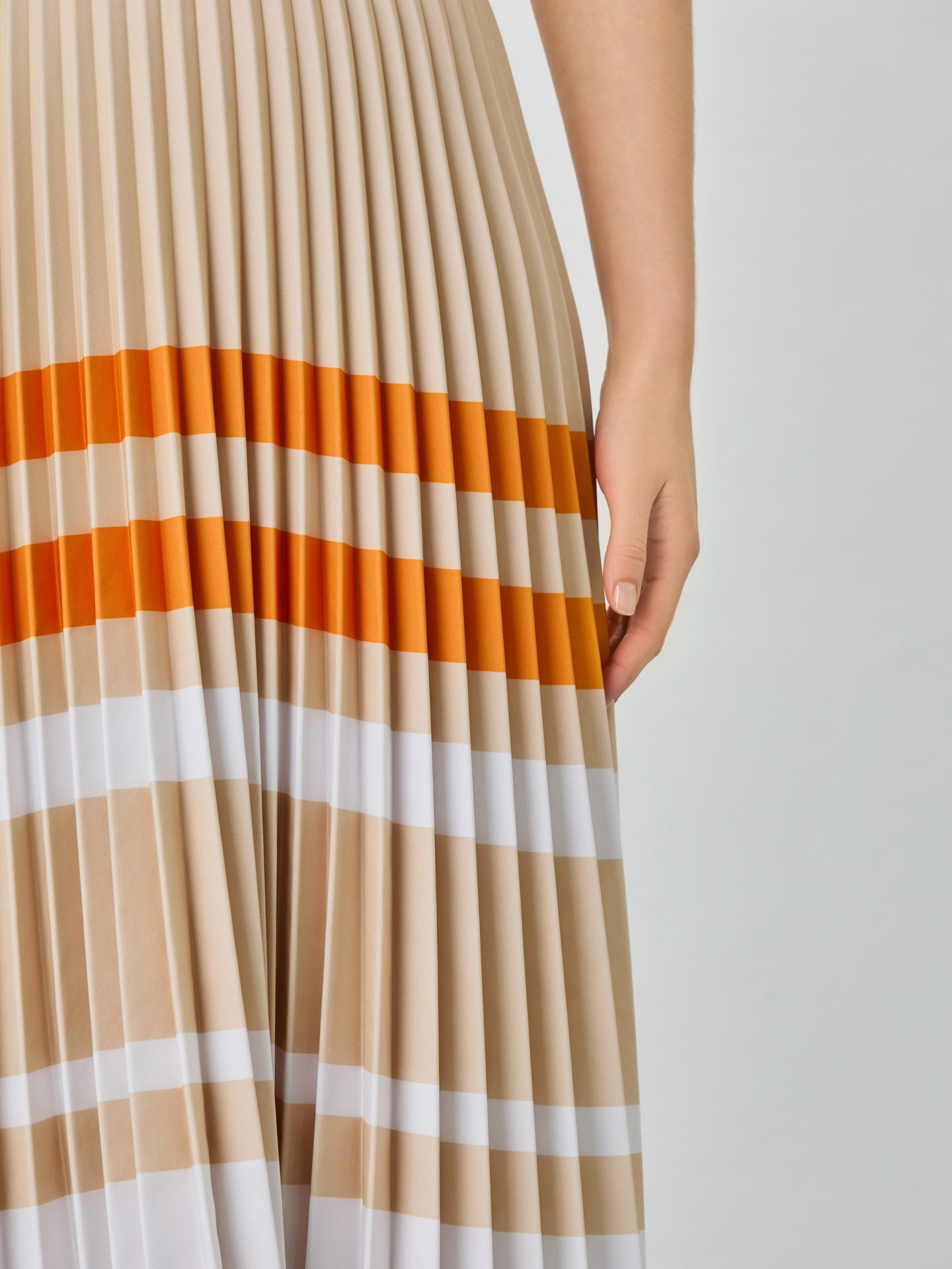 Asymmetric Pleated Skirt With Stripes