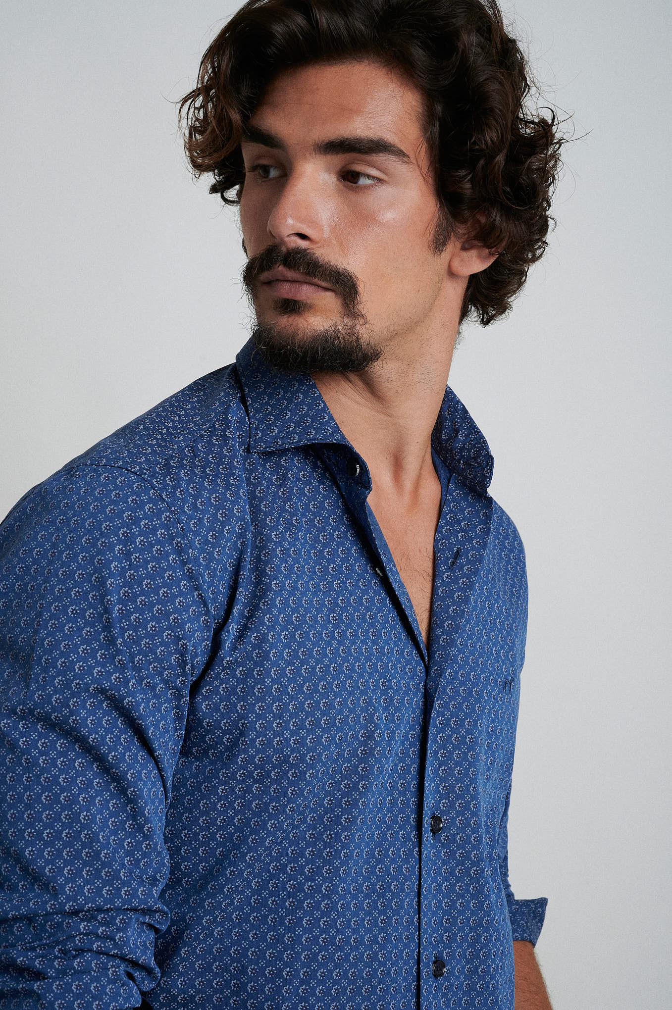 Medium Blue
